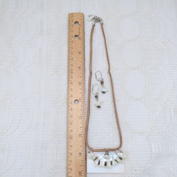 Necklace and Earring Set Women Boho Gift For Mom Mock Leather and Shell - Picture 8 of 9